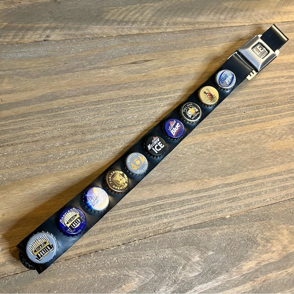 LE Littlearth Bottle Cap Vegan Rubber Belt Hand Retouched Sz M GUC 2010s HTF - Picture 5 of 14